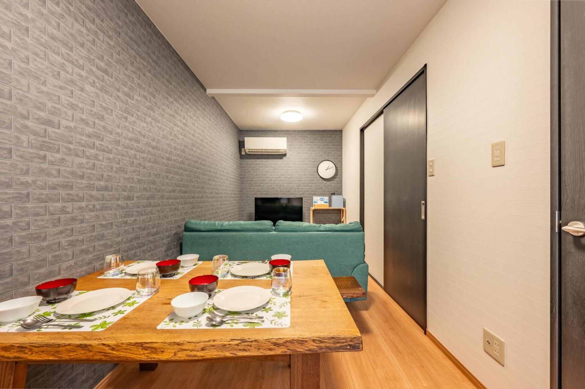 Bp House 森ノ宮 Lägenhet Osaka Exteriör bild